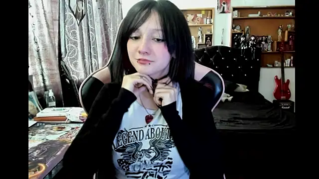 Maki Zein  online show from March 2026 08:36:01 PM