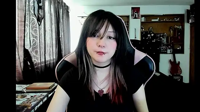 Maki Zein  online show from January 2026 08:12:02 PM