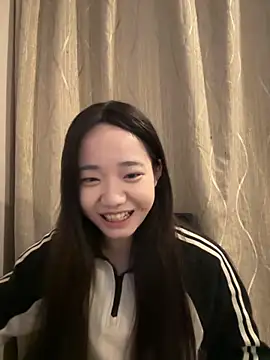 Snapshot of _xiaoniaojiang chatting on October 2025 12:19:01 PM xiaoniaojiang online show from October 2025 12:19:01 PM