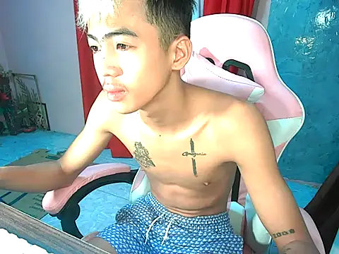 boy raphael online show from February 2026 02:00:02 AM