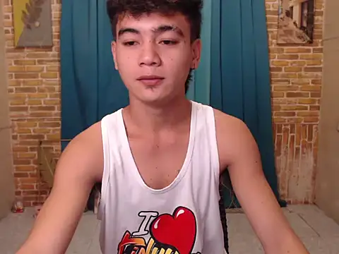 boy raphael online show from October 2025 09:21:01 AM