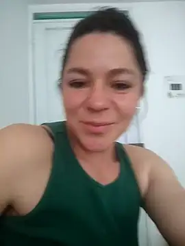 Snapshot of disneey2888 chatting on November 2025 09:48:02 PM disneey2888 online show from November 2025 09:48:02 PM