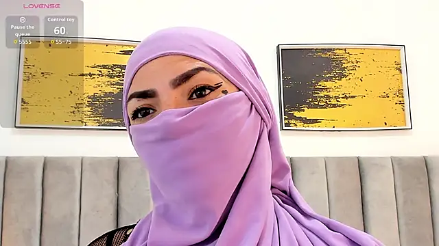  naylaa  online show from November 2025 04:06:01 AM