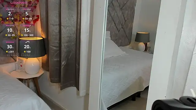  naylaa  online show from April 2026 03:12:01 AM