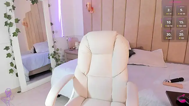  naylaa  online show from January 2026 03:54:01 AM