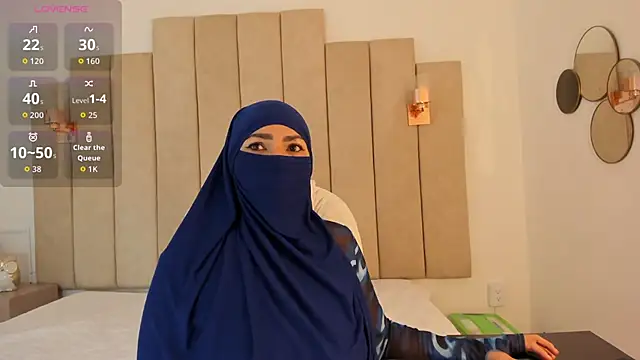  naylaa  online show from November 2025 04:01:02 AM