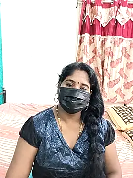 tamil-aunt online show from October 2025 06:21:01 PM
