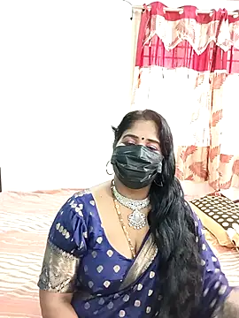 tamil-aunt online show from October 2025 05:51:02 AM