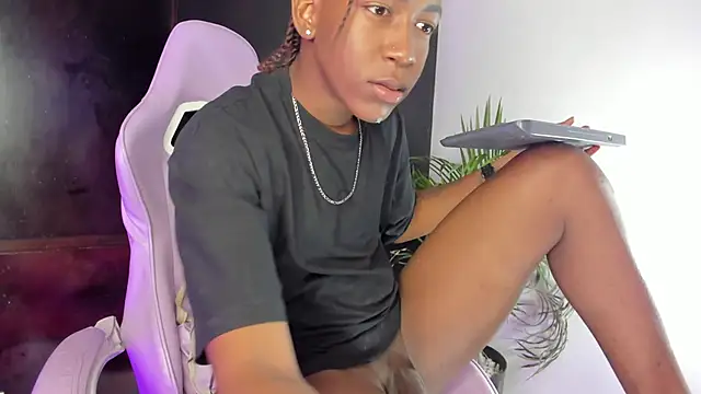 latin kay1 online show from October 2025 11:37:01 PM