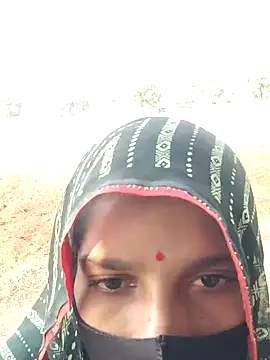 Snapshot of Pooja_suhani chatting on October 2025 09:39:02 AM Pooja suhani online show from October 2025 09:39:02 AM