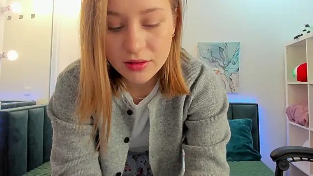 Melissa new22 online show from October 2025 12:00:02 AM