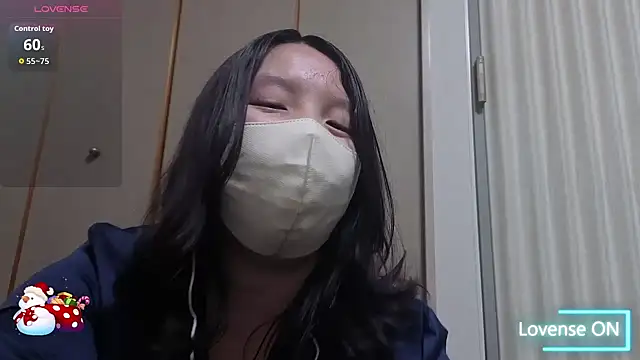 anananna1010 online show from January 2026 01:37:02 PM