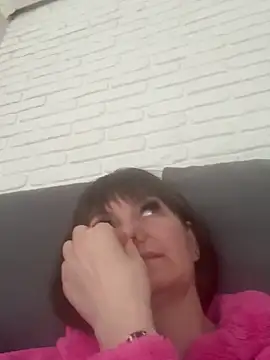 Butterfly8385 online show from March 2026 09:37:01 AM