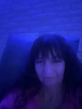 Butterfly8385 online show from December 2025 08:14:01 PM