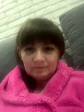 Butterfly8385 online show from December 2025 08:10:01 PM