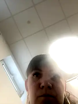 Butterfly8385 online show from November 2025 11:25:02 AM