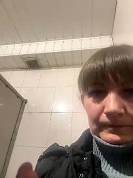 Butterfly8385 online show from December 2025 02:16:02 PM