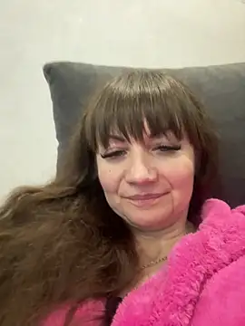 Butterfly8385 online show from November 2025 08:31:01 PM