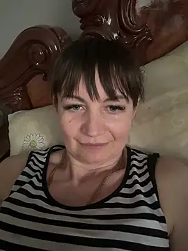 Butterfly8385 online show from May 2026 04:04:02 PM