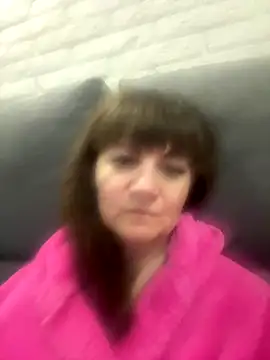 Butterfly8385 online show from October 2025 08:09:02 PM