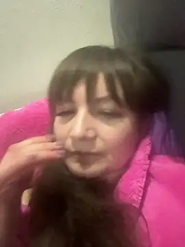 Butterfly8385 online show from April 2026 09:32:01 PM