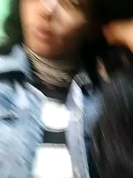 Jaanvi G online show from November 2025 12:42:02 PM