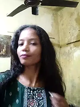 Jaanvi G online show from October 2025 01:21:02 PM