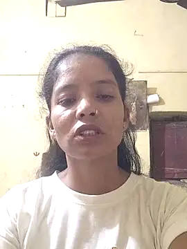 Jaanvi G online show from November 2025 12:42:01 PM