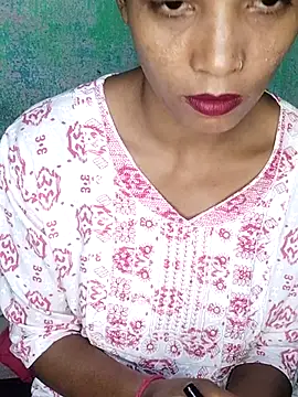 Jaanvi G online show from November 2025 12:32:02 PM