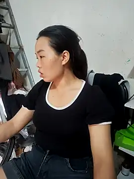 pusi xinh online show from October 2025 03:49:02 AM