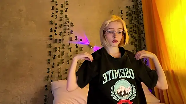 Kate mikki online show from February 2026 04:51:02 AM