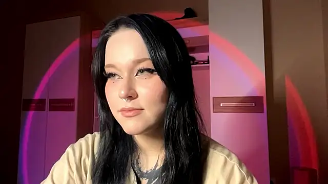 Snapshot of KristenGoodmon chatting on October 2025 10:58:02 AM KristenGoodmon online show from October 2025 10:58:02 AM