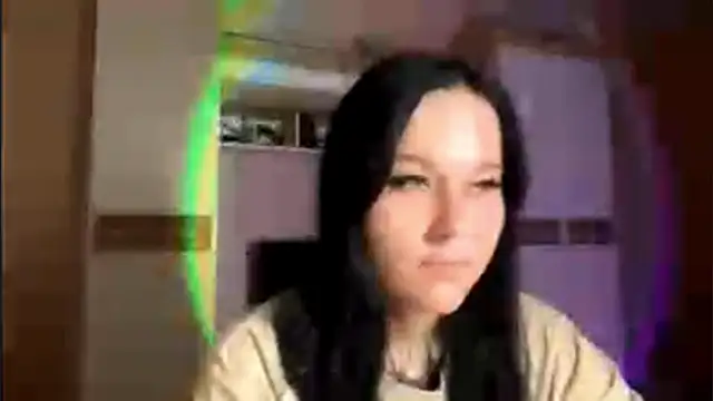 Snapshot of KristenGoodmon chatting on October 2025 08:50:02 AM KristenGoodmon online show from October 2025 08:50:02 AM