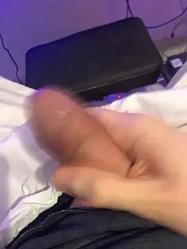 Snapshot of tykun chatting on December 2024 07:43:01 AM tykun online show from December 2024 07:43:01 AM