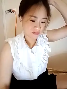 tuongvycute online show from October 2025 03:41:01 PM