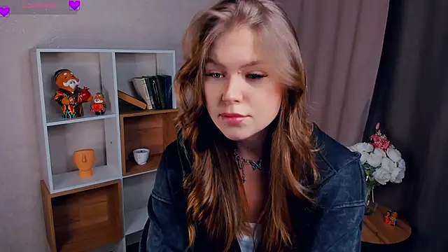 MardellAyling online show from October 2025 04:38:01 AM