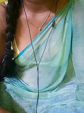 Snapshot of tamil_kanaka chatting on June 2026 05:03:02 PM tamil kanaka online show from June 2026 05:03:02 PM