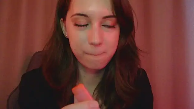 VeraLush online show from November 2025 12:16:01 PM