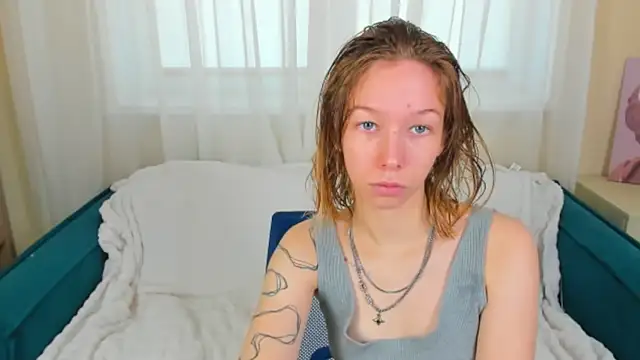 LilyVoise online show from October 2025 10:16:01 AM