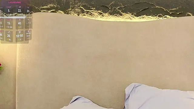 AmyCarammel online show from November 2025 02:21:02 PM