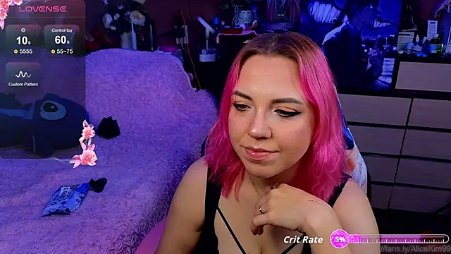Alya Carson online show from October 2025 10:34:01 PM