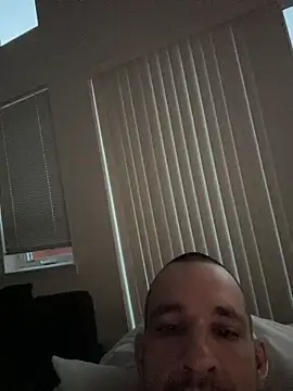 Pikachucums4u online show from November 2025 03:05:01 PM