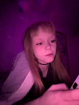 Snapshot of OpheliaMills chatting on October 2025 10:33:02 PM OpheliaMills online show from October 2025 10:33:02 PM