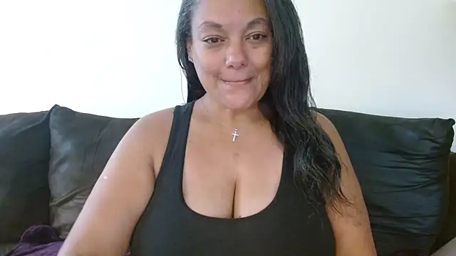 Snapshot of SexyThickStasia69 chatting on October 2025 05:12:02 PM SexyThickStasia69 online show from October 2025 05:12:02 PM