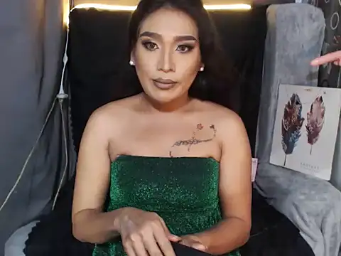 Snapshot of IVYcarterXXX chatting on November 2025 08:07:01 AM IVYcarterXXX online show from November 2025 08:07:01 AM