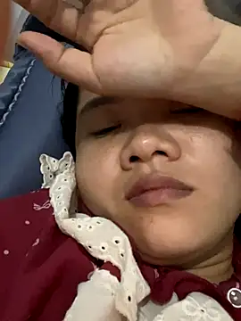 Snapshot of anne_baby2k chatting on November 2025 02:20:01 PM anne baby2k online show from November 2025 02:20:01 PM