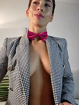 Alice Barry online show from January 2026 02:16:02 AM