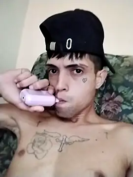 Laikerxxx online show from October 2025 06:42:02 PM