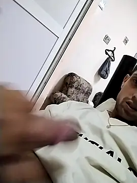 Laikerxxx online show from October 2025 12:53:01 AM