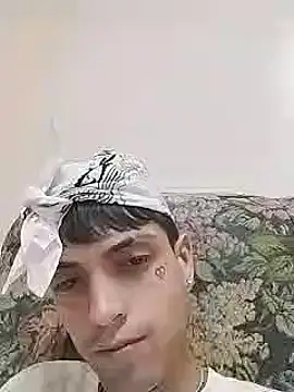 Laikerxxx online show from November 2025 04:05:02 AM